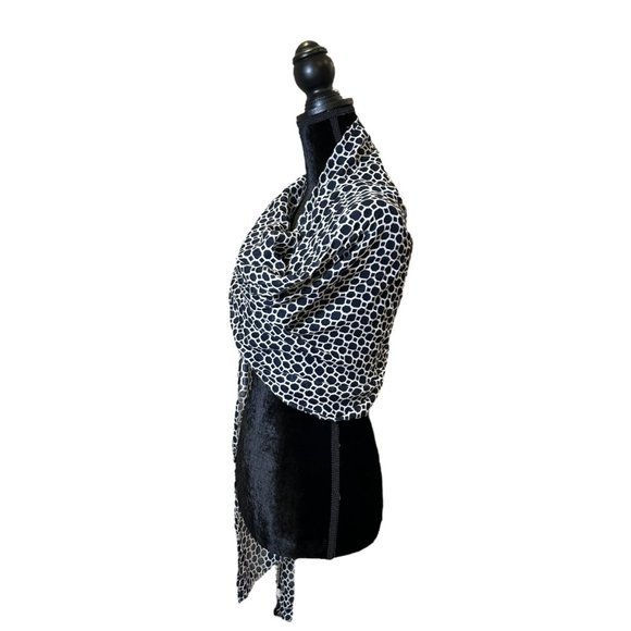 Unbranded Scarf Womens Long Rectangle Blue White Geometric Semi Sheer Fringe - Picture 8 of 9